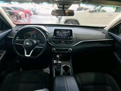 نیسان ئەلتیما